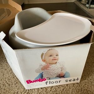 Bumbo floor seat with tray